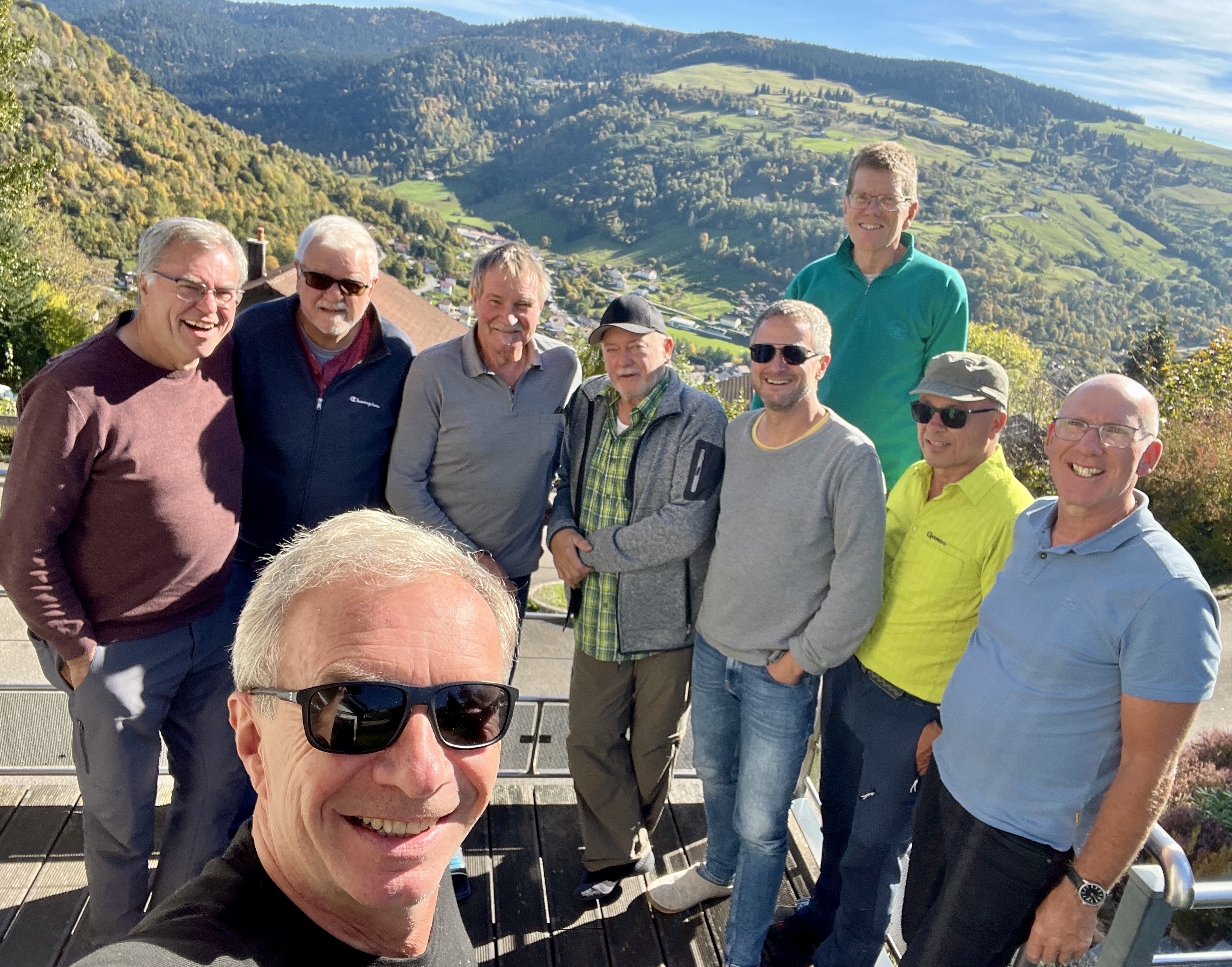 Zwischen Gipfelglück und Gedenkstätten – Wanderwochenende der SVN Jedermänner in den Hochvogesen